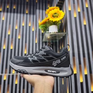 Panda  Urban Sneakers